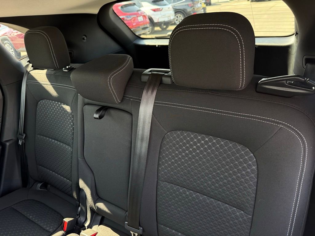 Used 2024 Ford Escape Active image 11