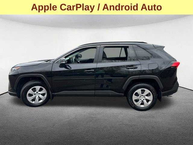 Used 2021 Toyota RAV4 LE image 6