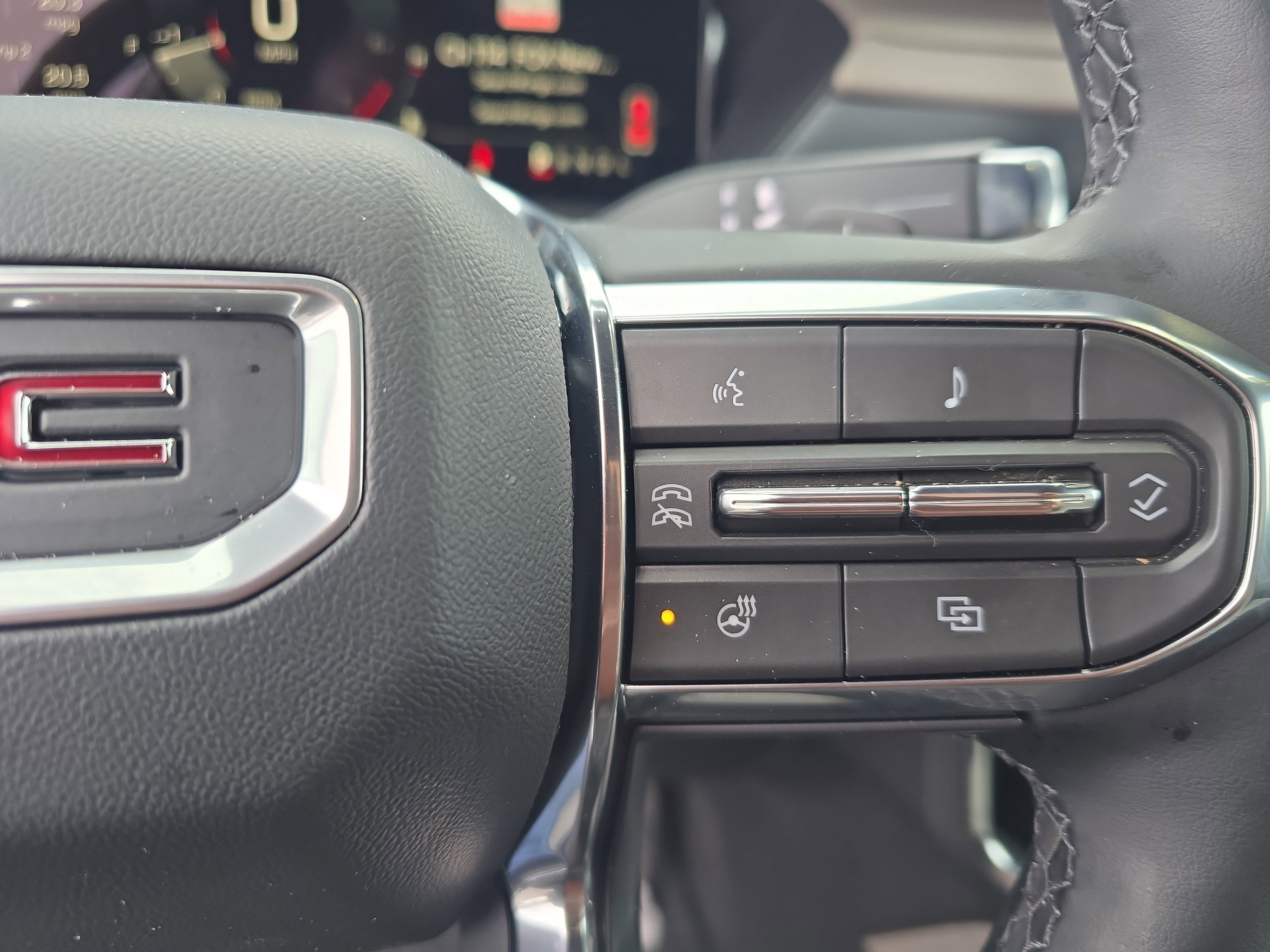 New 2025 GMC Acadia Elevation w/ LPO, Floor Liner Package image 26