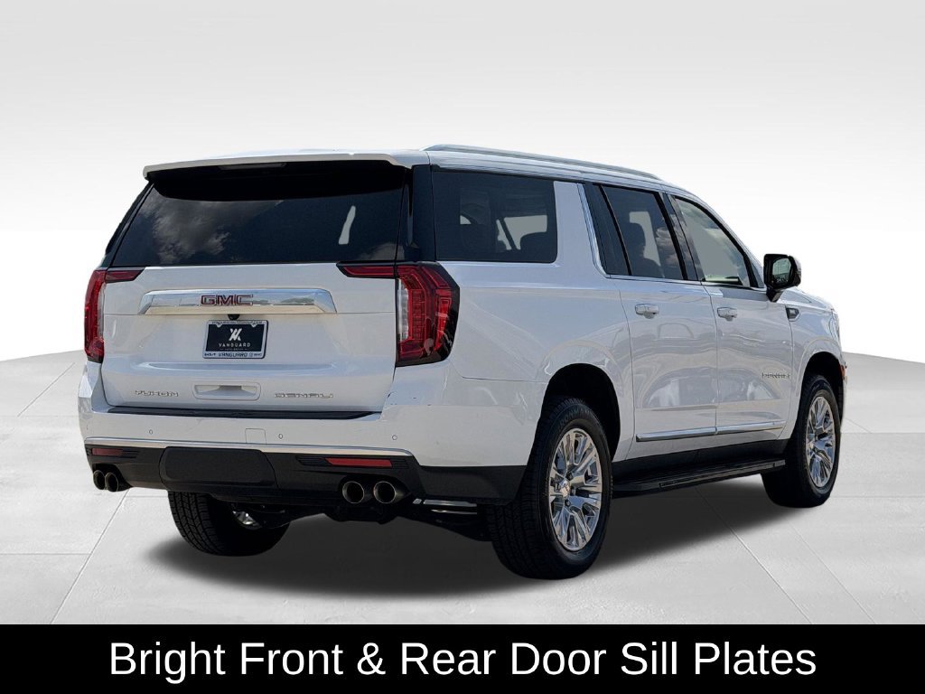 Used 2024 GMC Yukon XL Denali RWD image 9