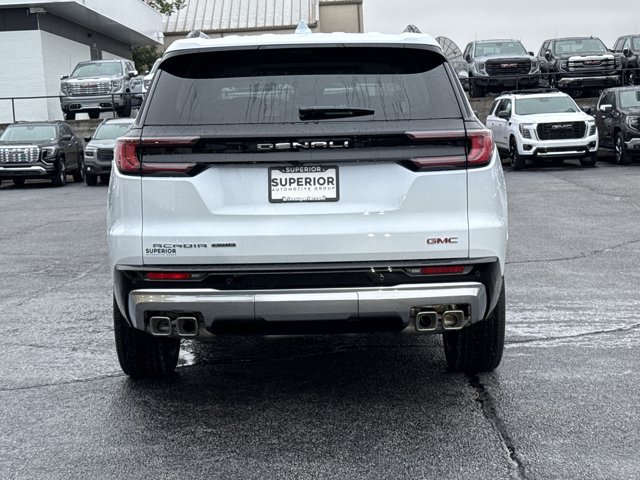 New 2027 GMC Acadia Denali w/ Denali Reserve Package AWD/4WD image 4