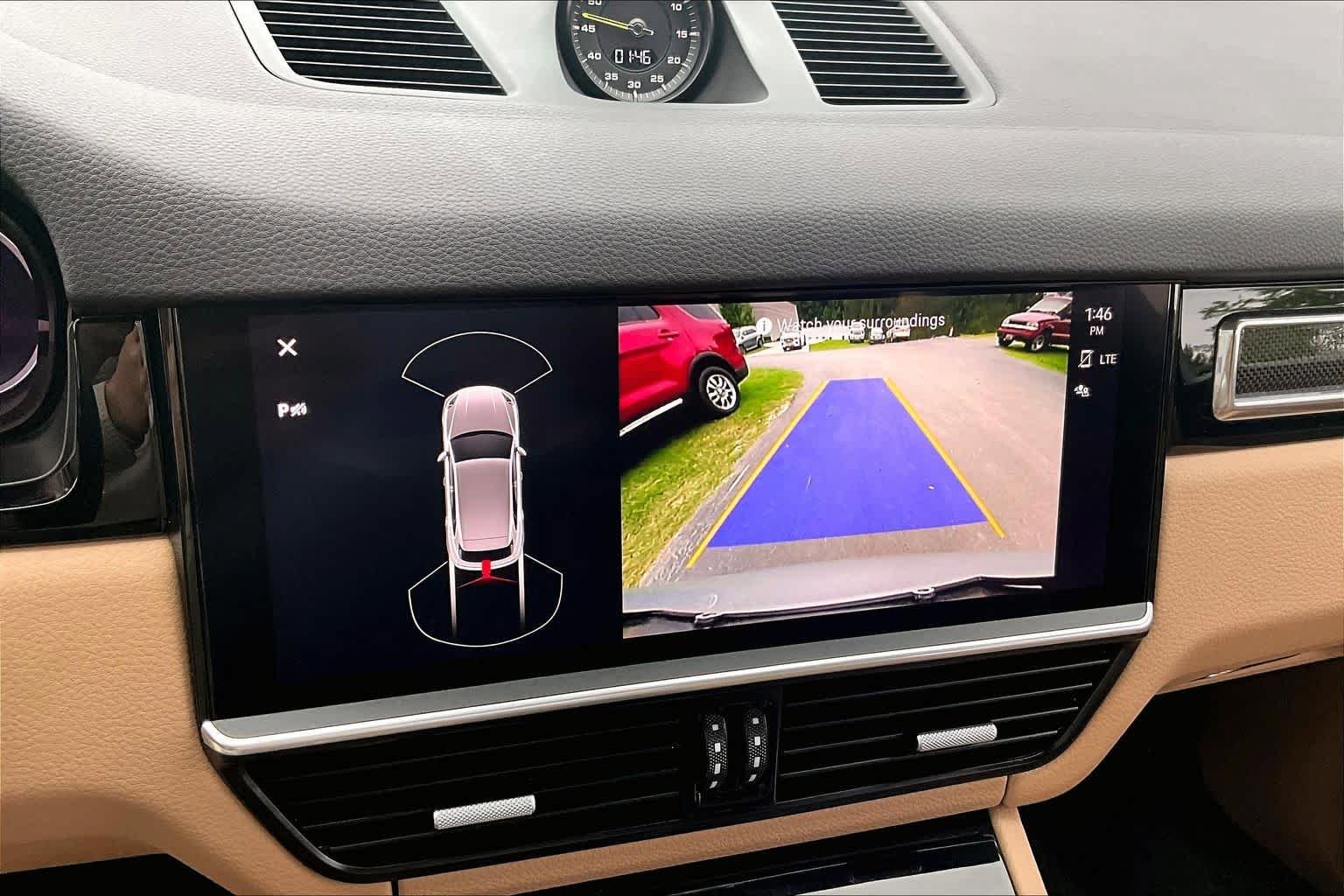 Used 2022 Porsche Cayenne E-Hybrid AWD/4WD image 25
