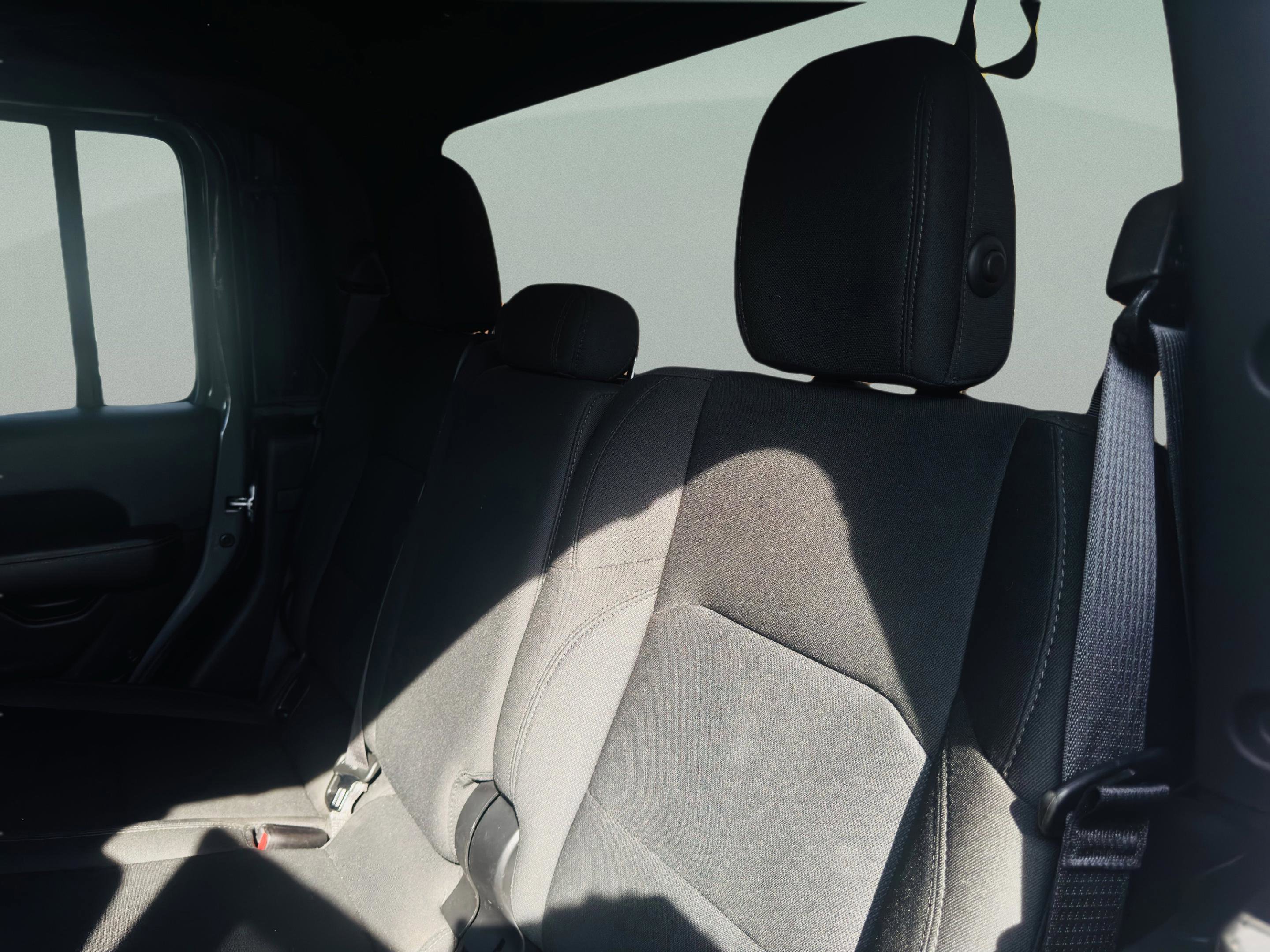 Used 2020 Jeep Gladiator Overland w/ Dual Top Group image 26