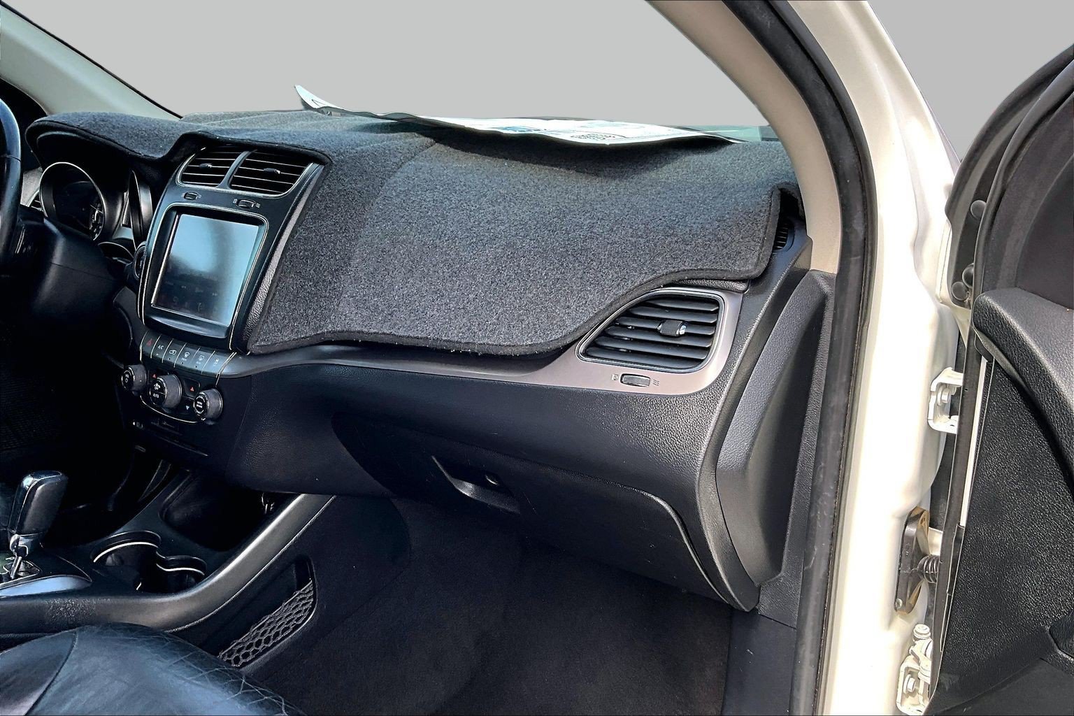 Used 2018 Dodge Journey Crossroad w/ Driver Convenience Group FWD image 15