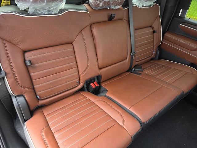 New 2026 GMC Sierra 3500 Denali Ultimate AWD/4WD image 25