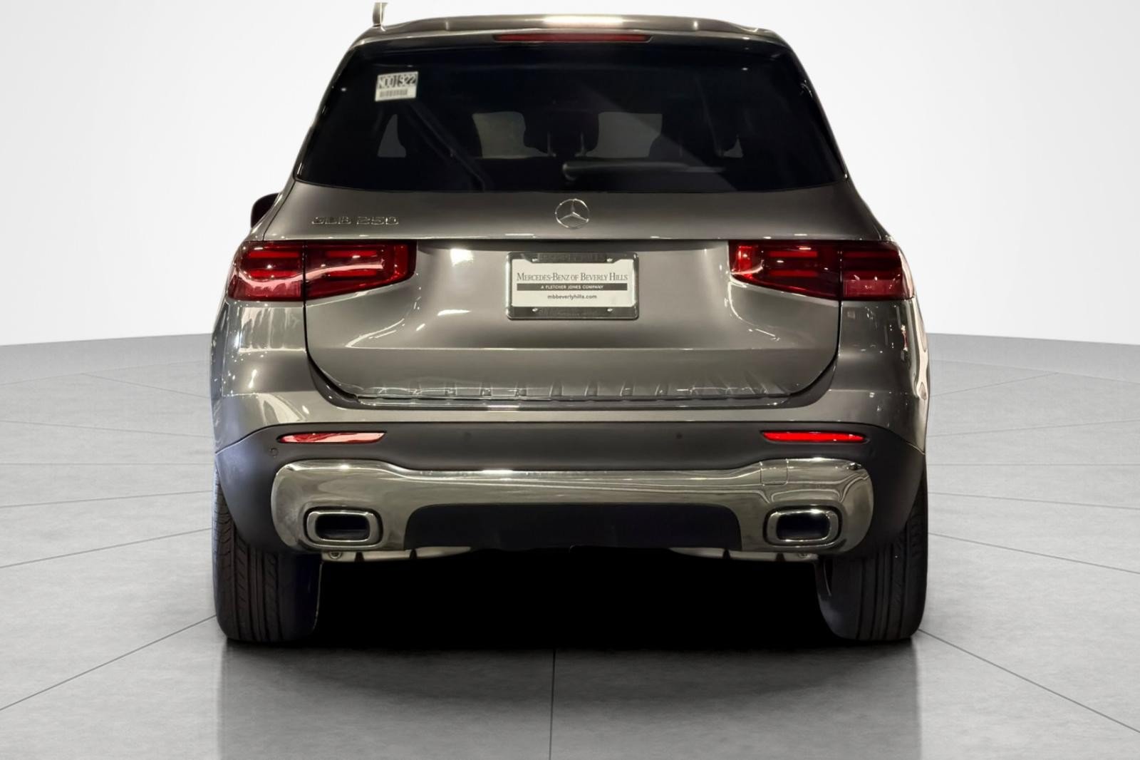New 2026 Mercedes-Benz GLB 250 image 4
