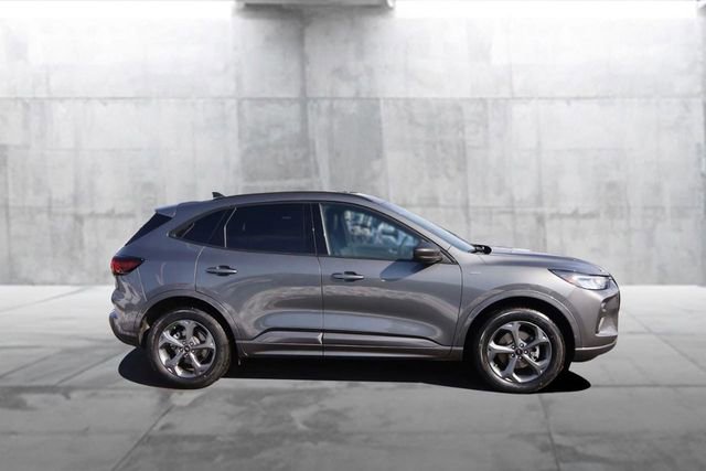 Certified 2024 Ford Escape ST-Line image 5