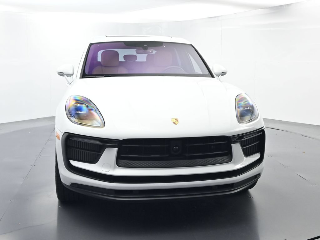 Certified 2026 Porsche Macan S AWD/4WD image 18