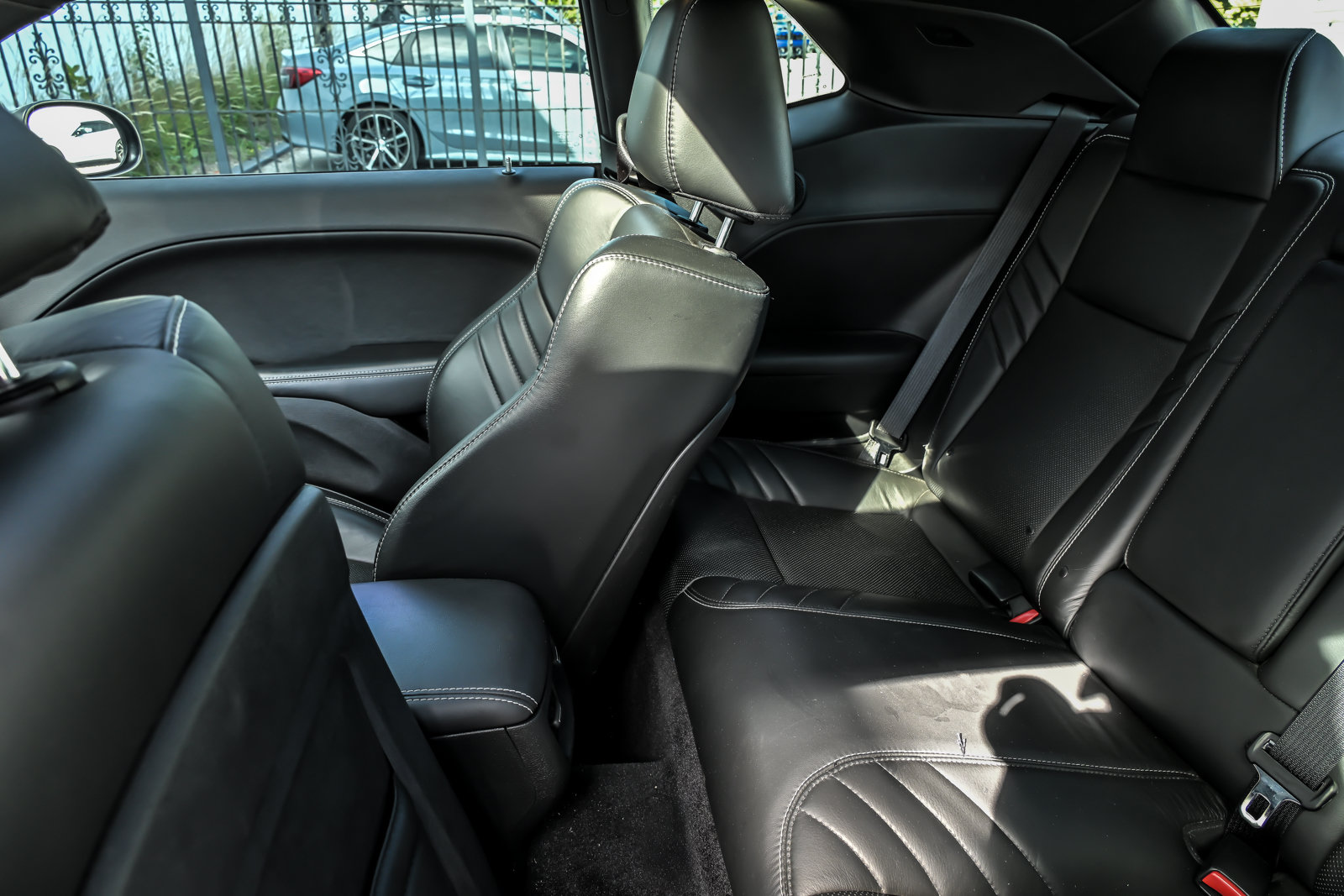 Used 2018 Dodge Challenger SRT Hellcat RWD image 26