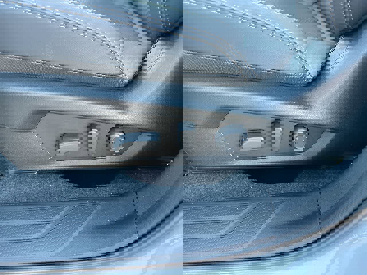 New 2026 Subaru Outback Limited XT image 21