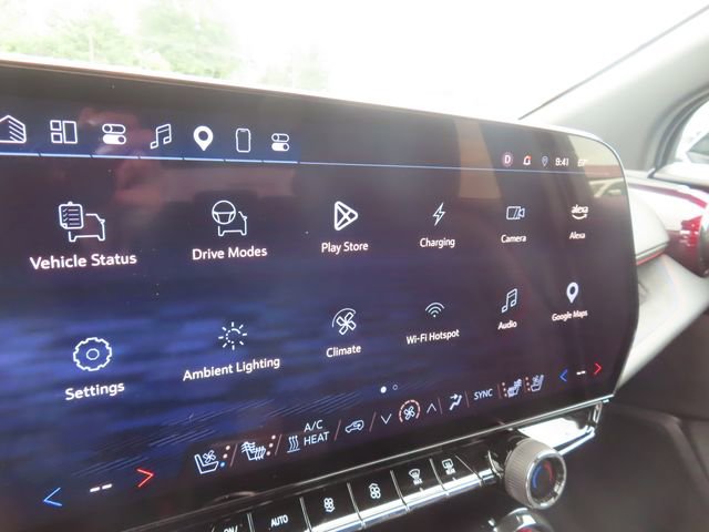 Used 2025 Chevrolet Blazer EV RS AWD/4WD image 29