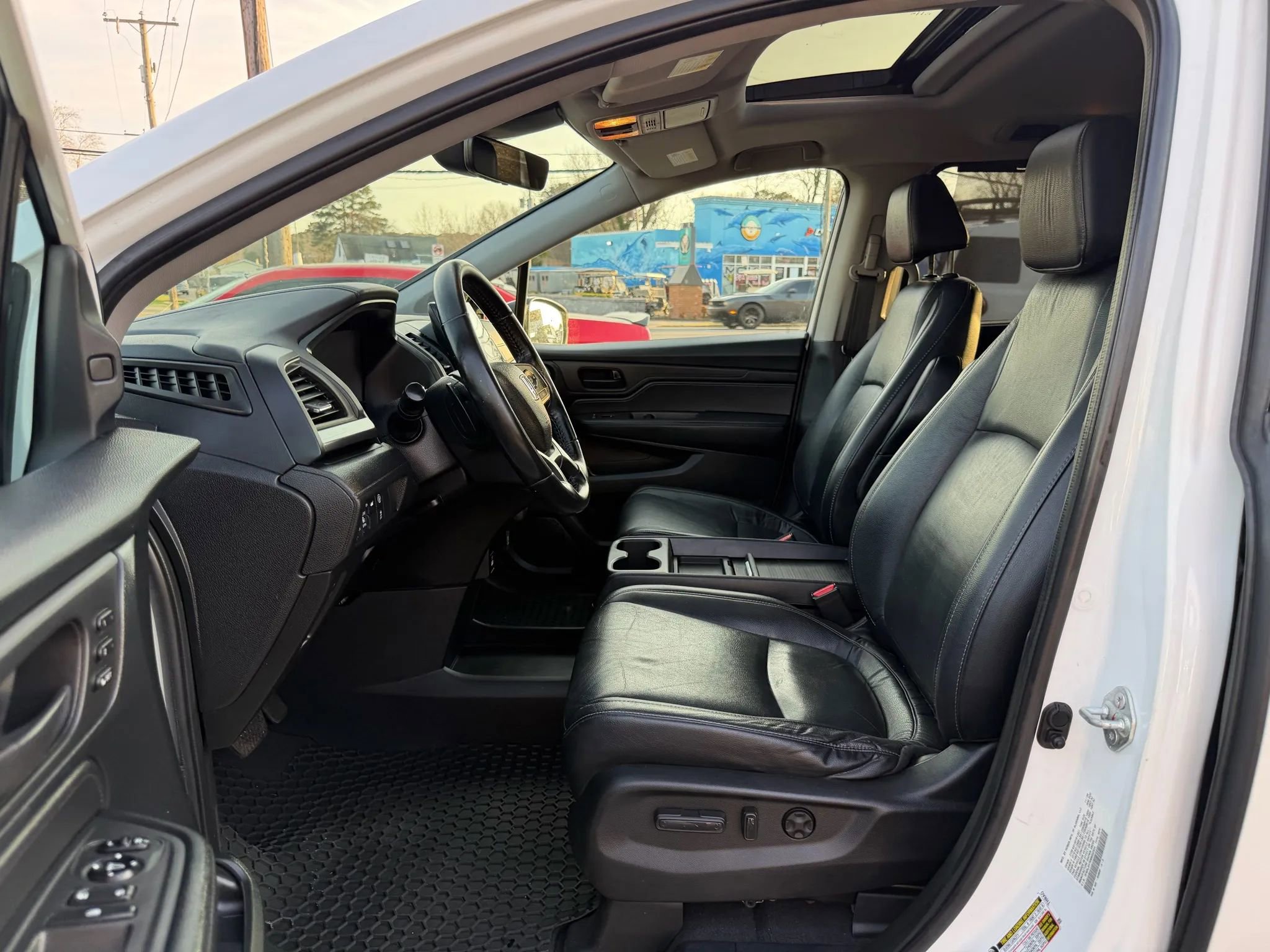 Used 2021 Honda Odyssey EX-L image 12