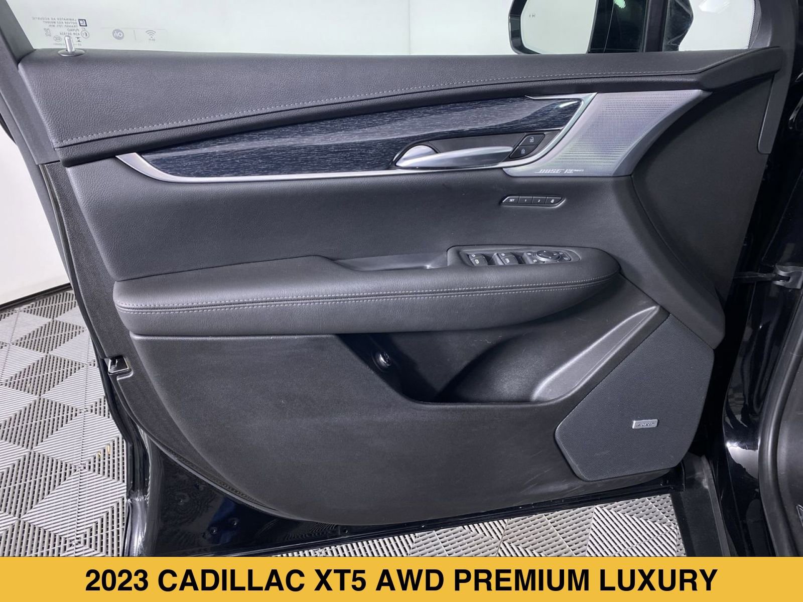 Certified 2023 Cadillac XT5 Premium Luxury AWD/4WD image 12
