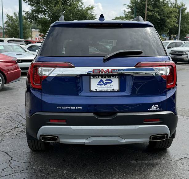 Used 2023 GMC Acadia SLT w/ Technology Package FWD image 5