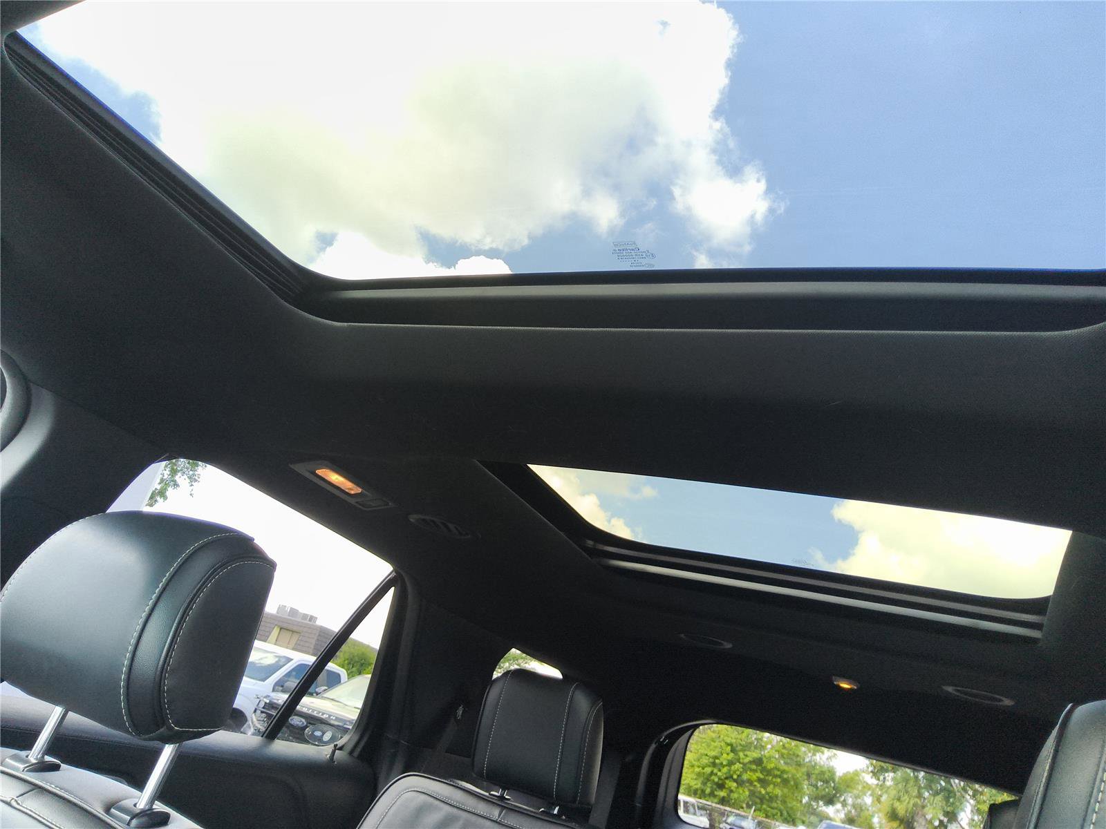 Used 2017 Ford Explorer Platinum AWD/4WD image 19