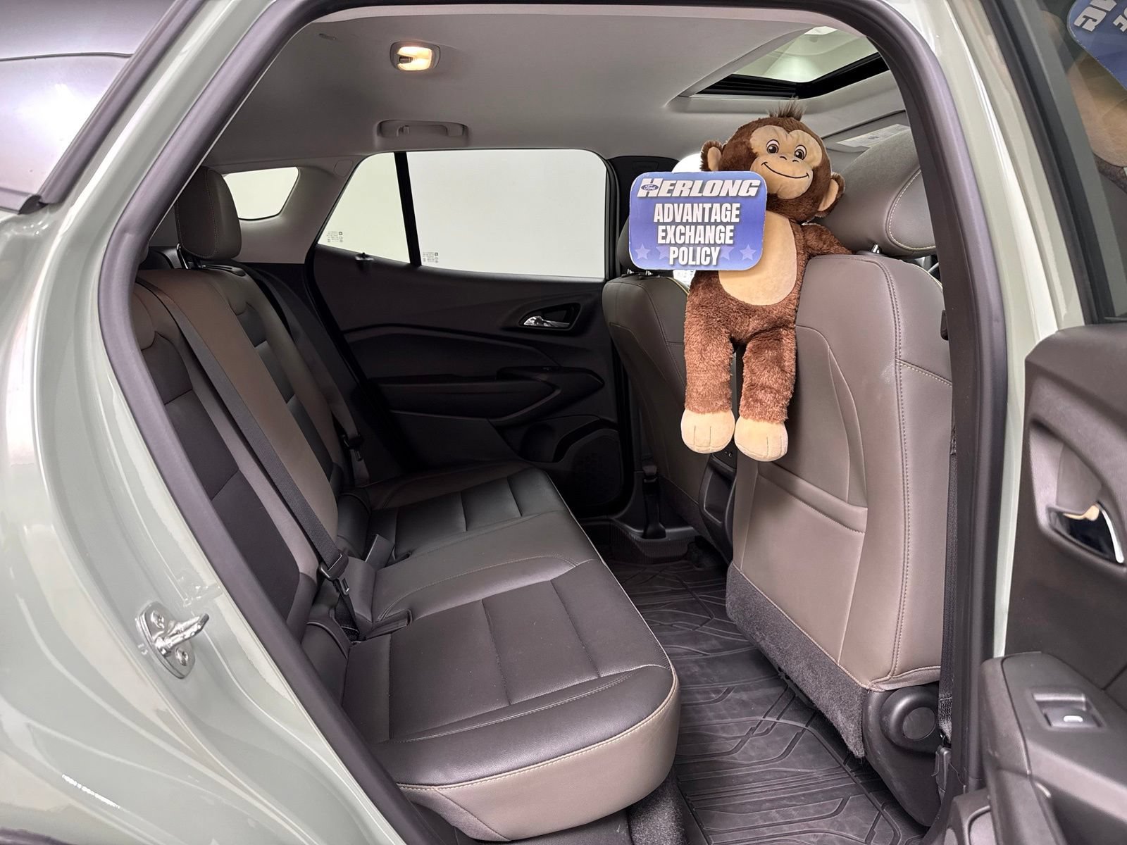 Used 2025 Chevrolet Trax ACTIV w/ Sunroof Package FWD image 30