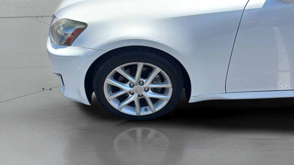 Used 2011 Lexus IS 250 w/ Premium Pkg Value Edition RWD image 36