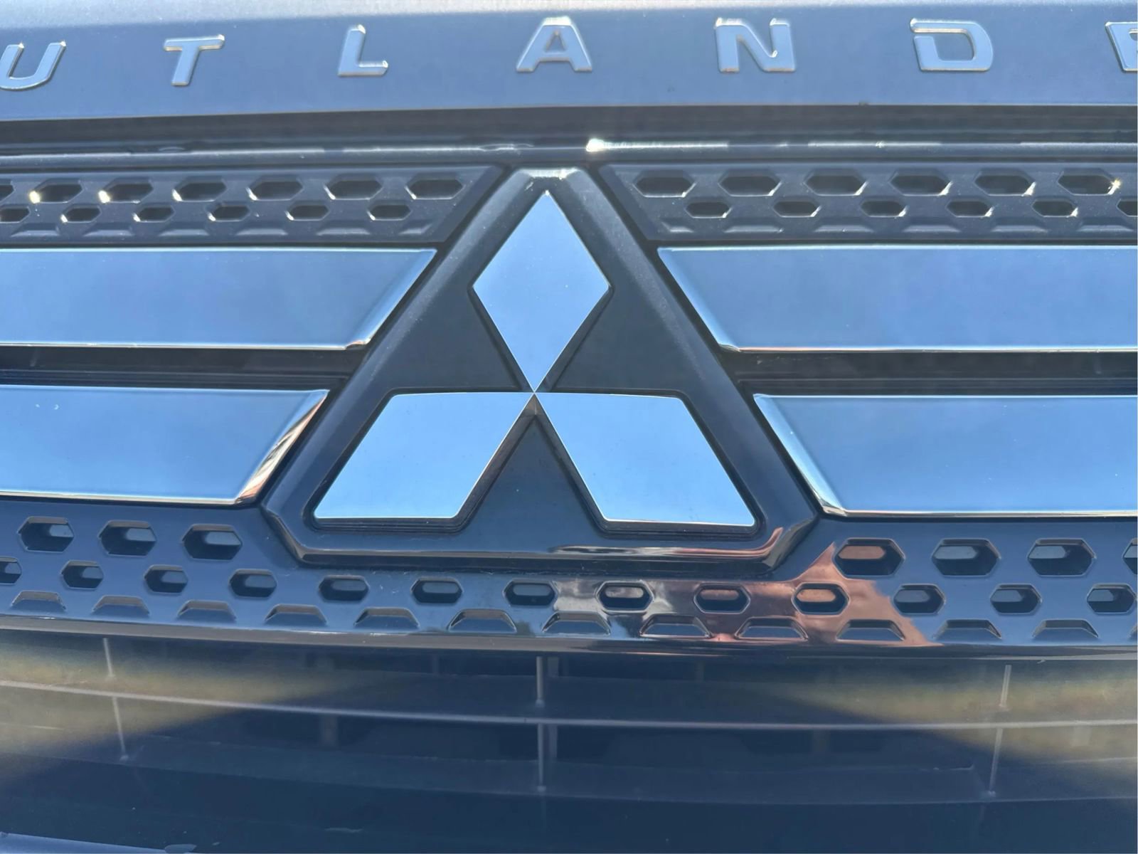 Used 2021 Mitsubishi Outlander SEL image 38