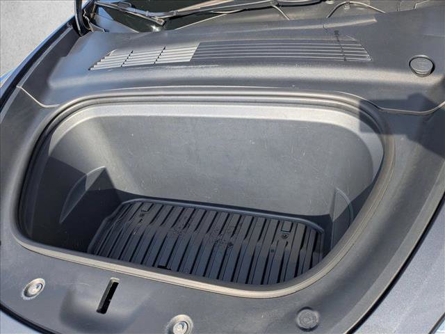 Used 2021 Tesla Model Y Long Range image 22