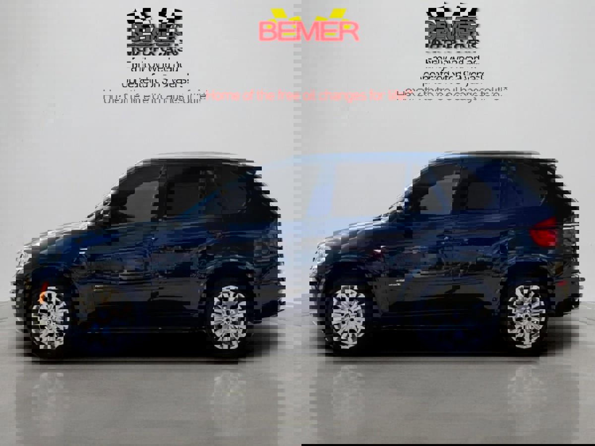 Used 2011 BMW X5 xDrive50i image 2