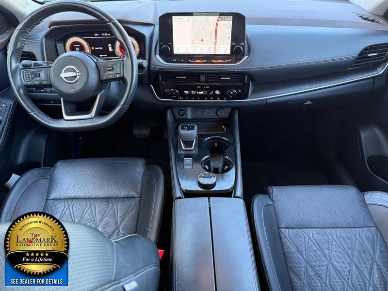 Used 2023 Nissan Rogue Platinum w/ Platinum Premium Package image 18