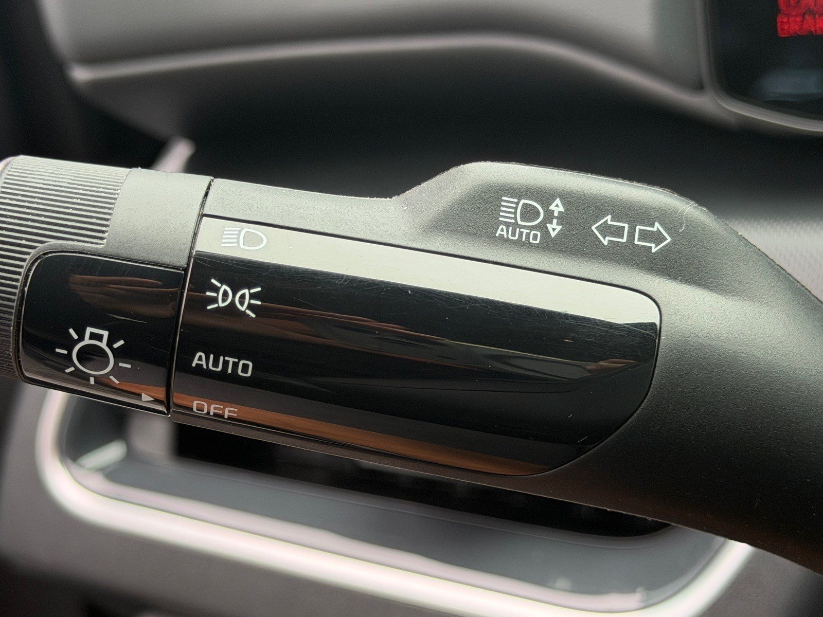 Used 2025 Kia K4 EX FWD image 43