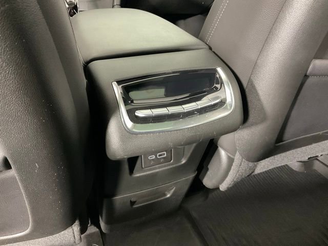 Certified 2025 Cadillac XT6 Luxury image 21