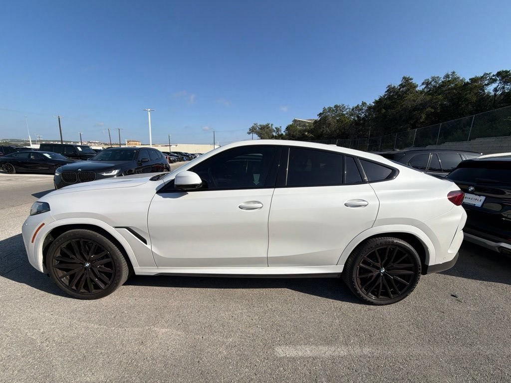 Certified 2026 BMW X6 xDrive40i w/ Climate Comfort Package AWD/4WD image 2