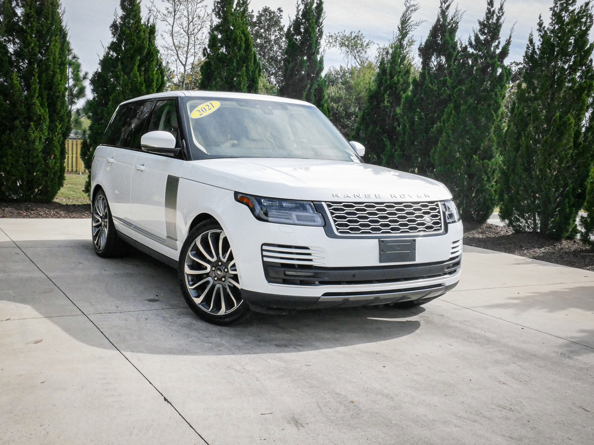Used 2021 Land Rover Range Rover Westminster Edition AWD/4WD image 2