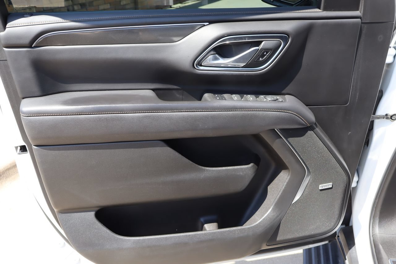 Used 2023 GMC Yukon XL AT4 w/ Technology Package AWD/4WD image 22