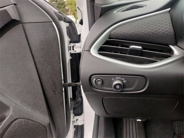 Used 2024 Chevrolet Malibu LT image 23