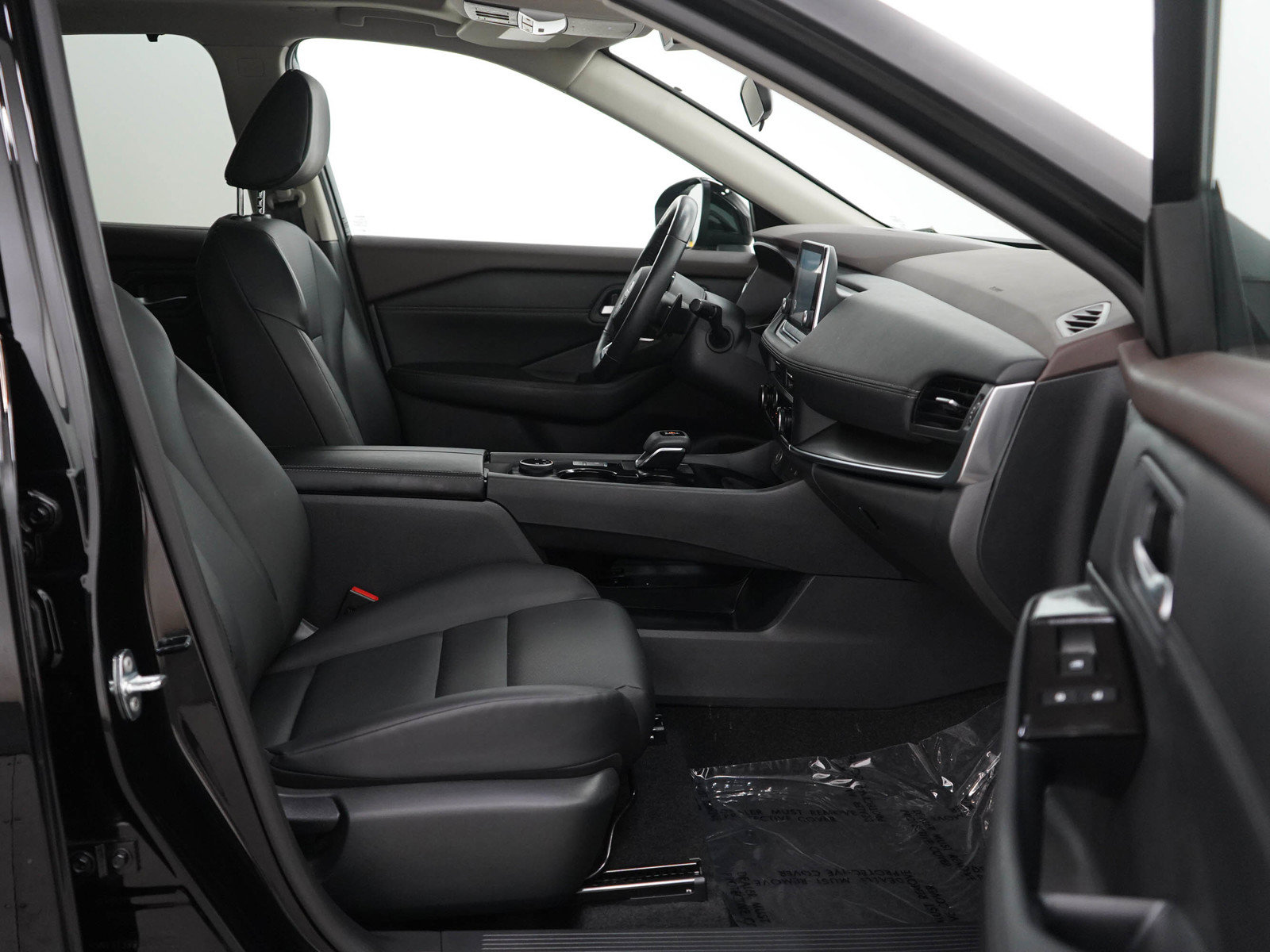 Used 2023 Nissan Rogue SV w/ SV Premium B Package AWD/4WD image 11