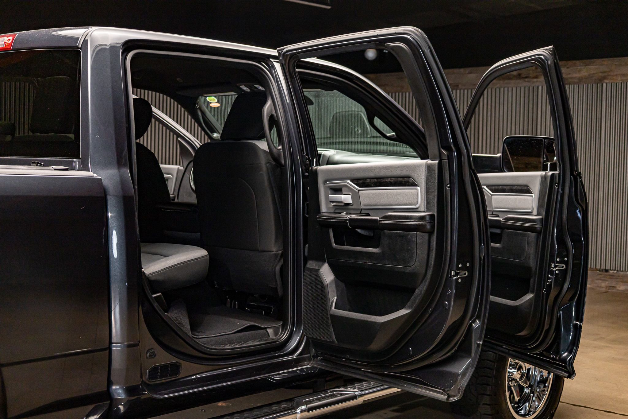 Used 2021 RAM 2500 Lone Star image 28