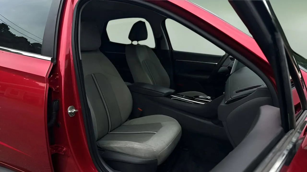 Used 2020 Hyundai Sonata SE w/ Cargo Package image 34