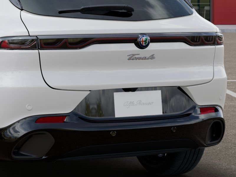 New 2026 Alfa Romeo Tonale image 13