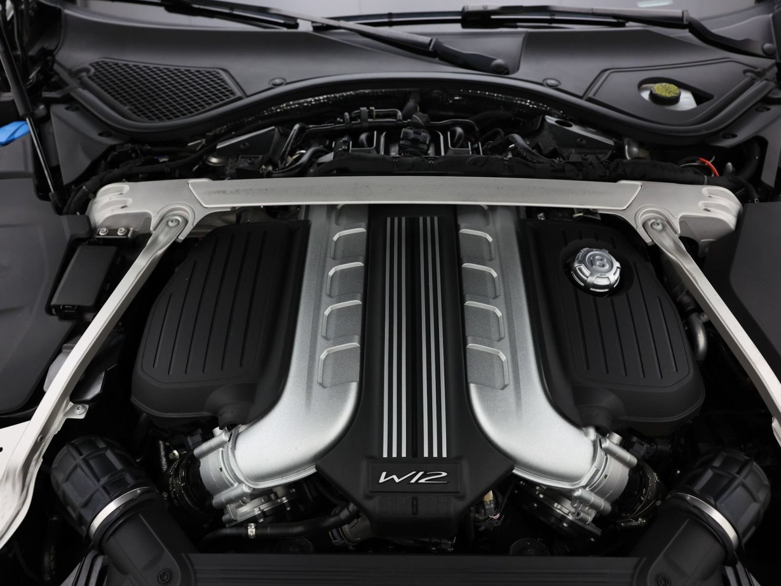 Used 2022 Bentley Continental GT Speed AWD/4WD image 25