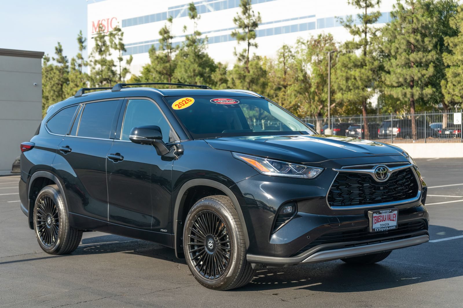 Certified 2026 Toyota Highlander Platinum AWD/4WD image 5