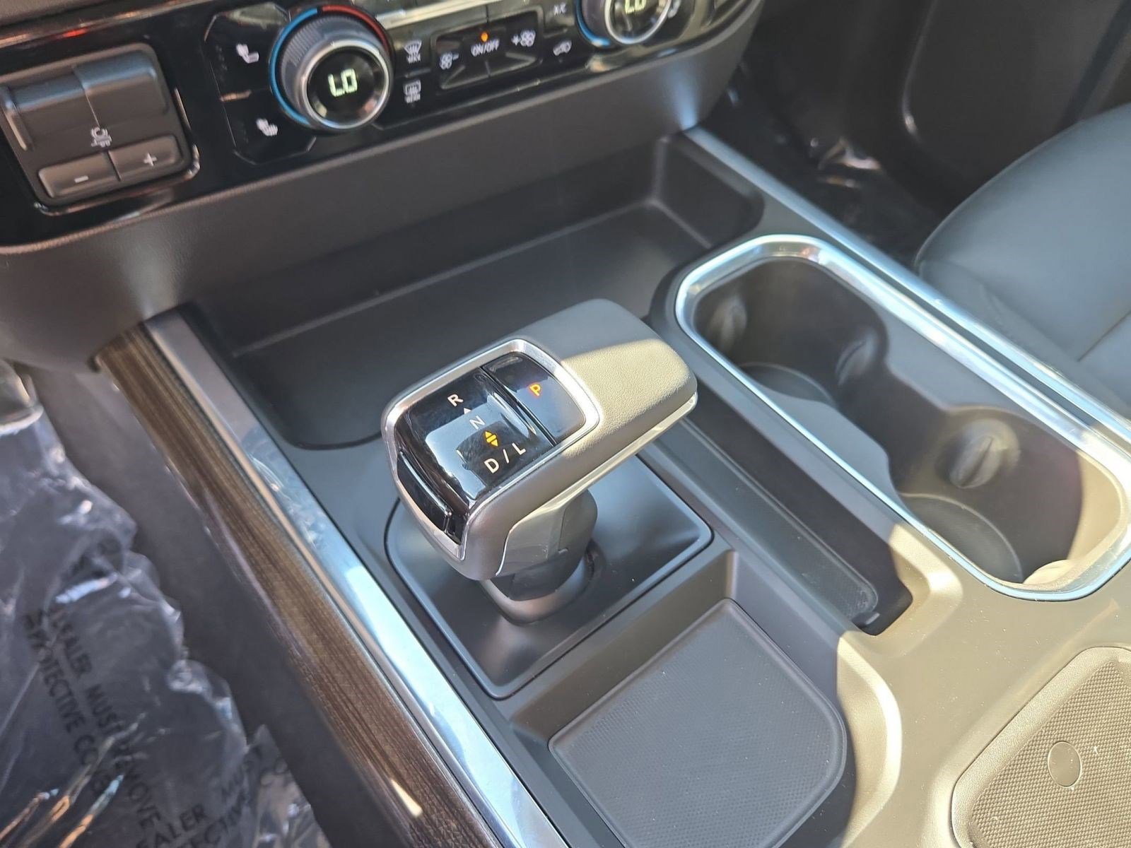 Used 2024 Chevrolet Silverado 1500 LT Trail Boss w/ Convenience Package II image 15