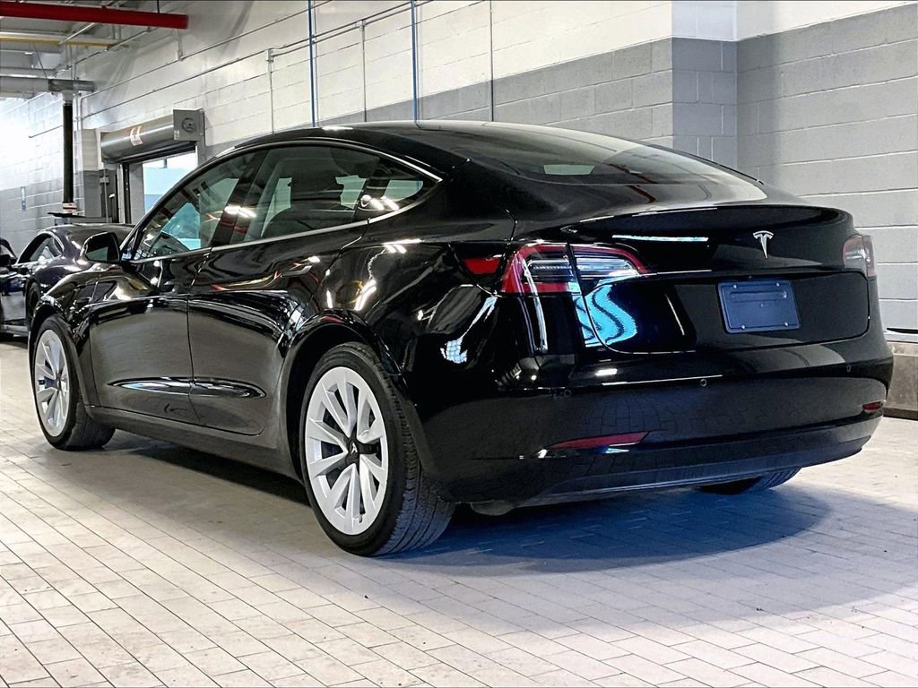 Used 2022 Tesla Model 3 image 3