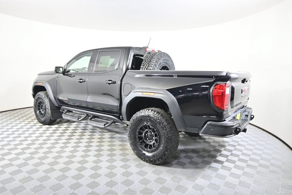 Used 2024 GMC Canyon AT4X w/ AT4X AEV Edition AWD/4WD image 4