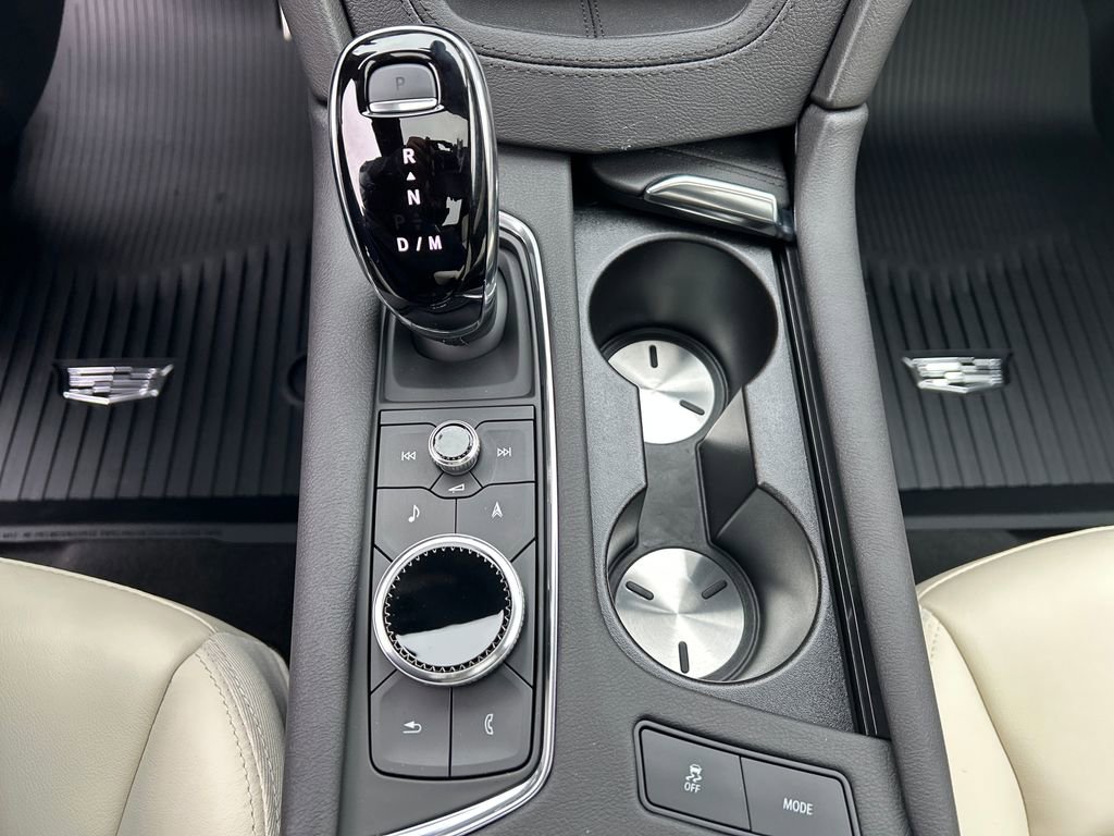 New 2026 Cadillac XT5 Sportv w/ LPO, Floor Liner Package image 22