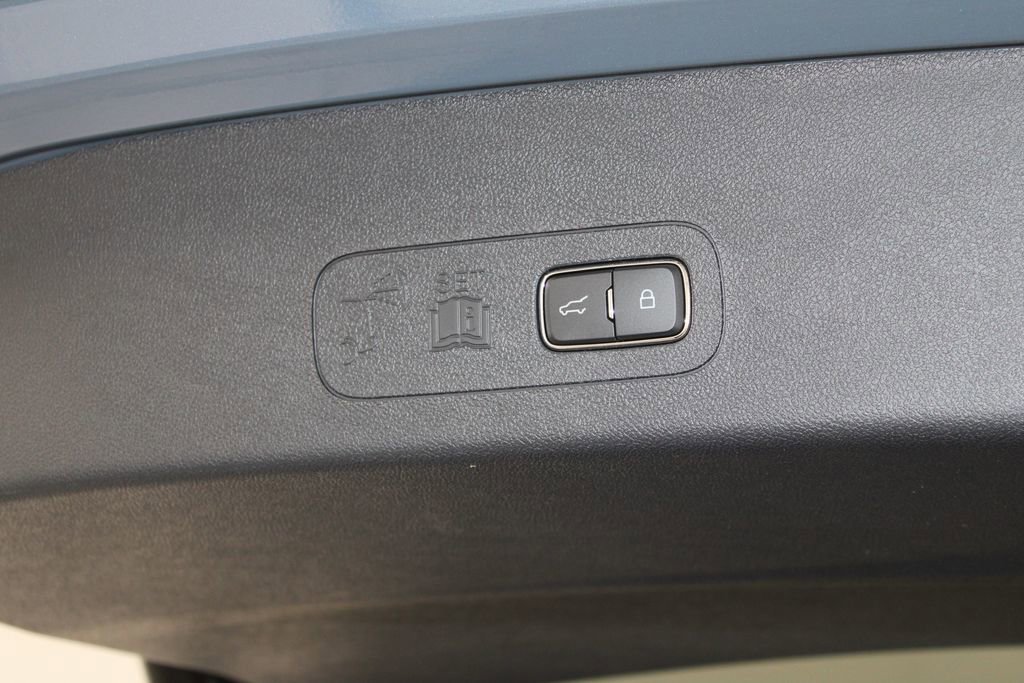 New 2026 Lincoln Aviator 2WD image 16