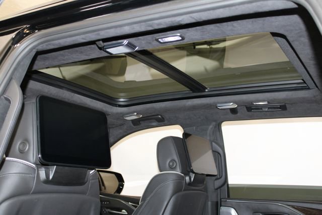 Certified 2024 Cadillac Escalade Sport Platinum w/ LPO, ONYX Package AWD/4WD image 12