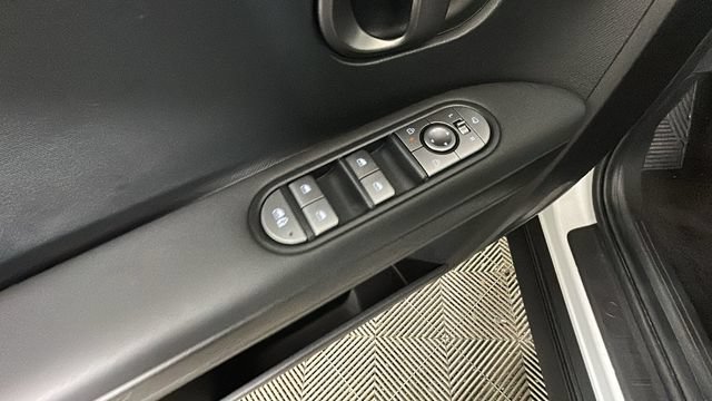 Certified 2025 Hyundai Ioniq 5 SEL AWD/4WD image 10