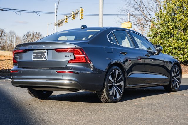 Certified 2023 Volvo S60 B5 Ultimate w/ Climate Package image 4