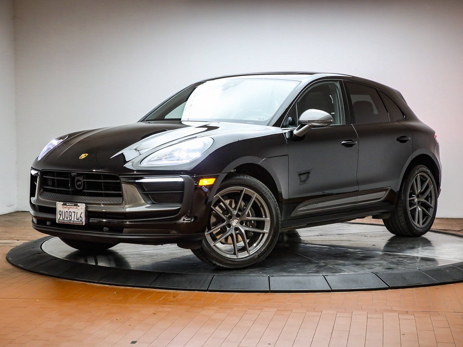 Certified 2025 Porsche Macan Turbo