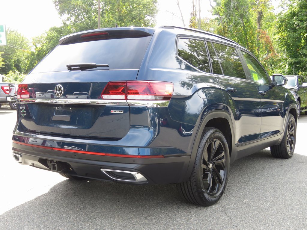 Used 2022 Volkswagen Atlas SE w/ Black Wheel Package image 6