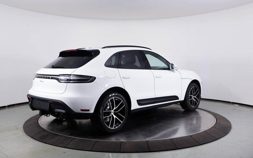 New 2025 Porsche Macan image 28