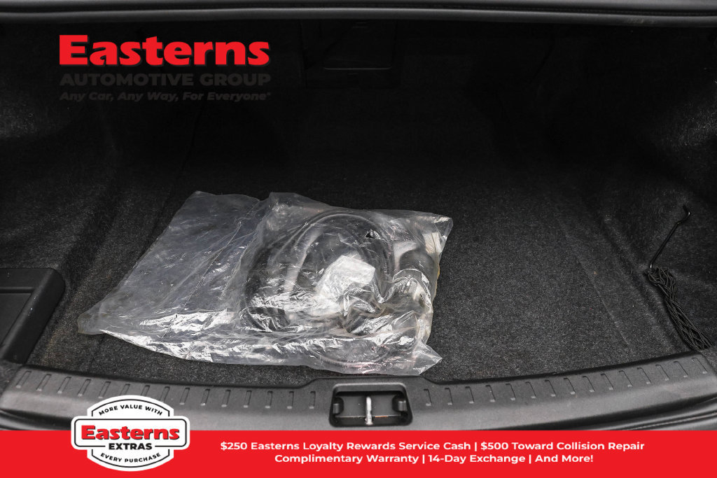 Used 2023 Volvo S60 T8 Plus AWD/4WD image 10