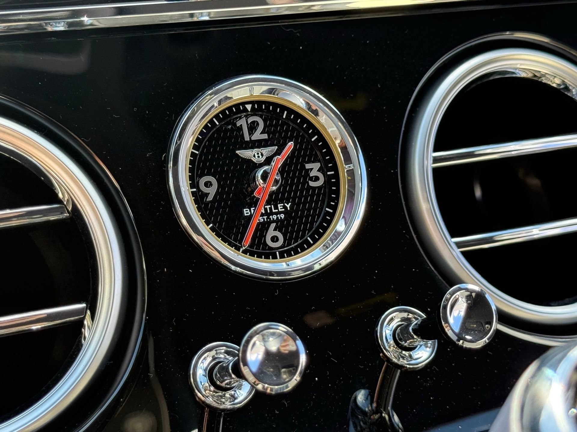 New 2026 Bentley Continental GT AWD/4WD image 15